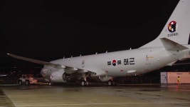BEMIL 최신 영상 - BEMIL 군사세계 해군 잠수함 킬러 P-8K 포세이돈 첫 공개! 올해 순차적으로 도입되는 첨단해상초계기 / 보잉제공