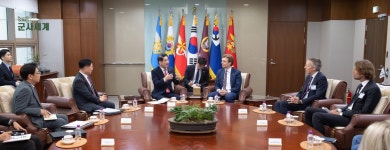 최신 국군 뉴스 - BEMIL 군사세계 한-네덜란드 국방장관회담 개최… 국방교류협력 강화 합의 / 국방부 제공