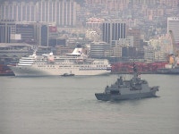 부산항의 문무대왕함 - 유용원의 군사세계