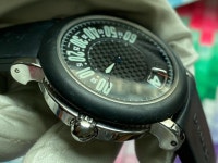 Gérald Genta Retro Sport Jumping Hour 41mm G3694 for $4,811 for sale from a Seller on Chrono24