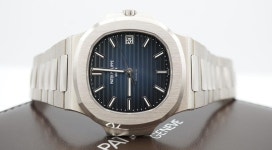 Patek Philippe Nautilus 5811 | 2024 | Blau | Neu | Full Set for... Nautilus 5811  | 2024 | Blau | Neu | Full Set for $199,297 for... 