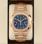 Patek Philippe Nautilus 5990/1R | 2025 | Neu | New | Full Set... for $305,940 for sale from a Trusted Seller on Chrono24