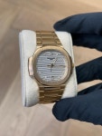 Patek Philippe Nautilus 2021 7118/1R-001 Silvery opaline Dial... for $105,000 for sale from a Trusted Seller on Chrono24