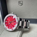 Oris Aquis Date 41.5mm Watermelon Red 01 733 7787 4138-07 8 22... for $2,288 for sale from a Seller on Chrono24