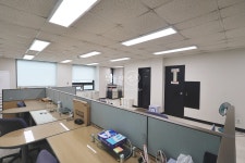 역삼동 중소형사무실 2,400/230 만원 (더해냄공인중개사사무소) - 서울특별시 강남구 역삼동