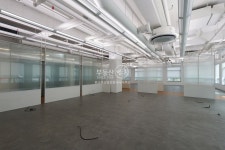 삼평동 중소형사무실 79,050/7,905 만원 (판교비젼공인중개사사무소) - 경기도 성남시 삼평동
