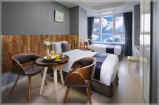 Ever 8 신촌 데일리호텔 - 호텔&레스토랑 할인예약