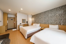 트루 리뷰 데일리호텔 - 호텔&레스토랑 할인예약