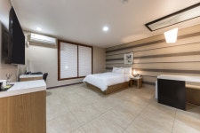 화이트 관광호텔 데일리호텔 - 호텔&레스토랑 할인예약