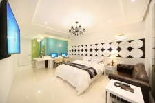 호텔큐브(HOTEL CUBE) 데일리호텔 - 호텔&레스토랑 할인예약