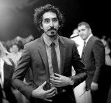 헐리우드 - 데브 파텔 유색인종 장벽을 뚫고 이례적으로 잘나가는 편인거지?