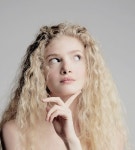 헐리우드 - (약스압) 요정같은 배우 엘레나 캠푸리스