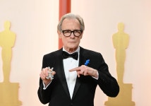 헐리우드 - 안나 윈투어랑 빌 나이 사귄지 꽤 됐구나