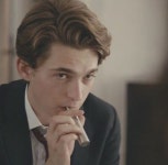 헐리우드 - 오스틴 에이브람스 이 배우 얼굴 신기한데 매력있어