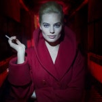 헐리우드 - 마고 로비 고전배우 였으면 히치콕 영화 나올 거 같음