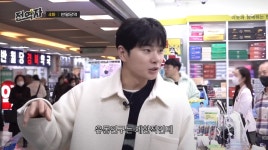이슈/유머 - 약국이 정말 많은데도 불구하고 매출도 좋다는 대구 지하철 반월당역 약국 거리