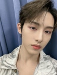 팬토리 - 윈윈 웨이보, 인스타그램