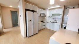 자취 - 첫 독립 골라줘! :풀옵션 신축 오피스텔 VS 무옵션 구축 아파트(★사진있음)