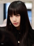 이슈/유머 - 풀뱅 스타일링으로 유명한 여돌들 앞머리 넘겼을때.jpg