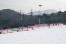 지산리조트에서의 주말(12/10, 토) 스킹 - Dr. Sparks Columns