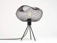 NET Iron table lamp By ZAVA | design Paolo Ulian