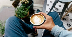 Light snacks to pair with your morning tea or coffee | EconomicTimes Light snacks to pair with your morning tea or coffee