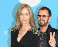 익스트림무비 - 007나를 사랑한 스파이 메인 본드걸 바바라 벅