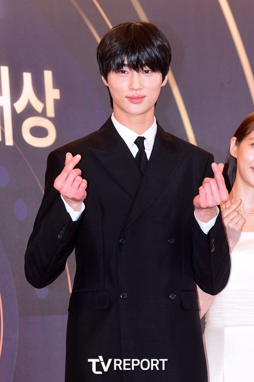 서울가요대상, K-POP 스타와 배우들의 화려한 무대와 감동