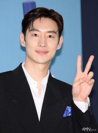 익스트림무비 - 이제훈 전여빈 조니워커 블루 노마드 시티 서울 에디션