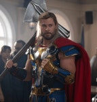 익스트림무비 - 크리스 헴스워스 "마블 영화 까는 배우들이 짜증나"