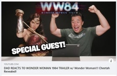 익스트림무비 - 흔한 원더우먼 실사이즈 버스트 홍보샷 - 인피니티 스튜디오