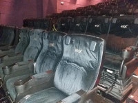 익스트림무비 - CGV 송파 4DX관 후기: 겉과 속이 다르다