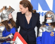 익스트림무비 - 레베카 퍼거슨 ‘왕이 될 아이’ 갈라스크리닝, 런던포토슛 with 패트릭 스튜어트