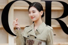 익스트림무비 - 수지, 김민하 디올 2022 가을 여성 컬렉션 패션쇼