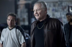 익스트림무비 - "레이 도노반" 장편영화로 제작/리브 슈라이버,존 보이트 복귀