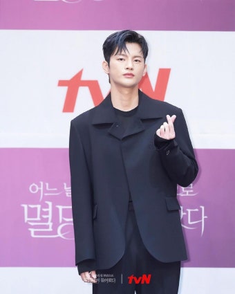 익스트림무비 - 박보영 서인국 어느 날 우리 집 현관으로 멸망이 들어왔다 제작발표회