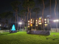 익스트림무비 - 월드타워 잔디마당에 이런게 설치돼있더라구요