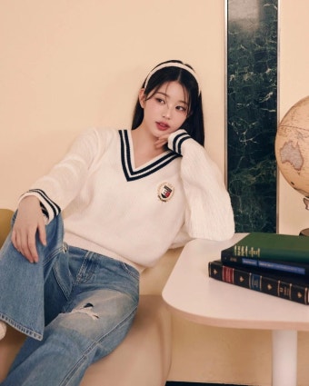 익스트림무비 - 오늘 갤러리 - 장원영 타미 힐피거 / 여자아이들 민니 메디힐 화이트 셔츠 화보