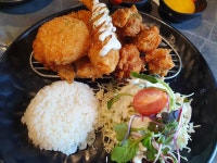 모듬돈까스 - 음식/여행/사진 - 플레이어스