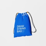 프로페셔널 브랜딩을 위한 드로스트링 가방 모 | 프리미엄 PSD 파일