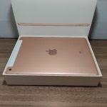 するとすぐ Apple Wifi Cellular Simフリー 32GBの通販 by アップル｜アップルならラクマ - (美品) Ipad 第6世代 ⇗ございまし... 