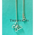 あります Tiffany 値下げ ティファニーバタフライネックレス 美品です(*^^*)の通販 by のんちゃん｜ティファニーならラクマ & Co. - チェーンの