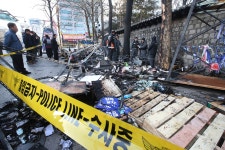 쌍용차 대한문 앞 농성장 화재