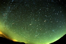 별이 빛나는 밤에