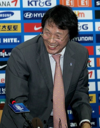 조광래 이름값 아닌 실력으로 대표 선발 | 한경닷컴 조광래 