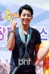 bnt포토 이세민 보령머드축제 화이팅 | 한경닷컴 [bnt포토] 이세민 보령머드축제 화이팅~!