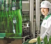 롯데칠성홍문점 | 롯데칠성, 음료업계 첫 HACCP 적용…무균 충전화 생산시스템 도입 | 한국경제 [안전한 먹거리] 롯데칠성, 음료업계 첫 HACCP 적용…무균 충전화...
