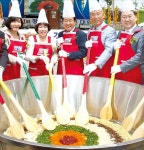 비비밥 비비는 경남 여성농업인 | 한국경제 비비밥 비비는 경남 여성농업인