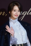 윤아, 넋 놓고 바라본 아이돌 넘버원 미모 | 한국경제 윤아, 넋 놓고 바라본 아이돌 넘버원 미모
