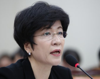 김영주 장관 노사 갈등 겉으로 잠잠하지만 심각 언제 한꺼번에 터질지 몰라 | 한경닷컴 김영주 장관 
